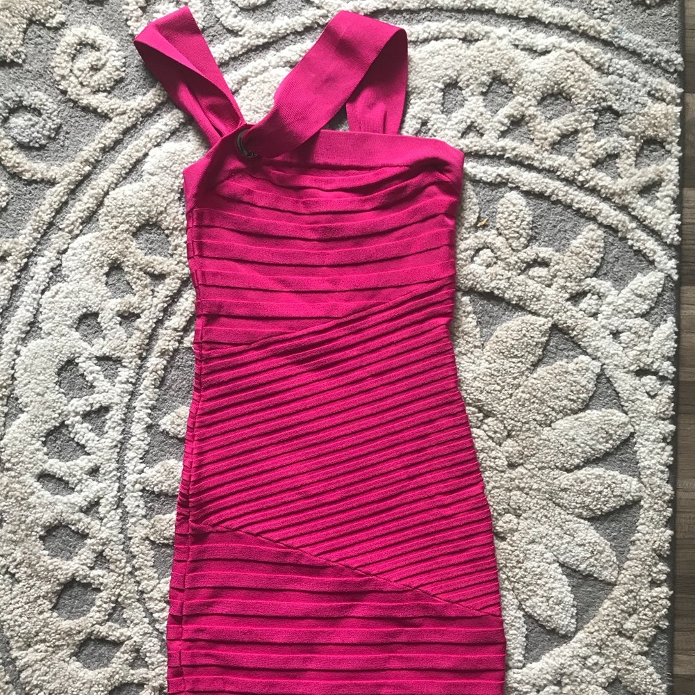 Guess bright pink dress